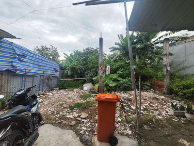 Lê Văn Quới - hẻm xe hơi 1 trục - sổ riêng dt 4,5 x 16