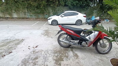 cho thuê nhà 5 triệu 2 PN LỘ Ô TÔ ngang Cao Đẳng nghề