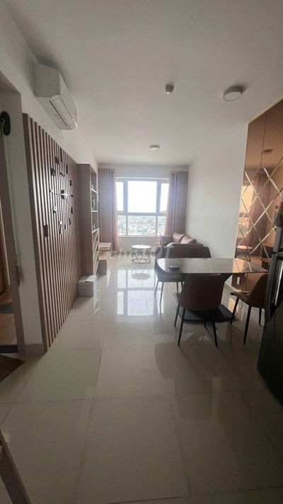 Cho thuê căn hộ Saigon Gateway Q9: 2PN, full nội thất, ga Metro