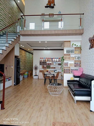 Bán nhà trung tâm phố