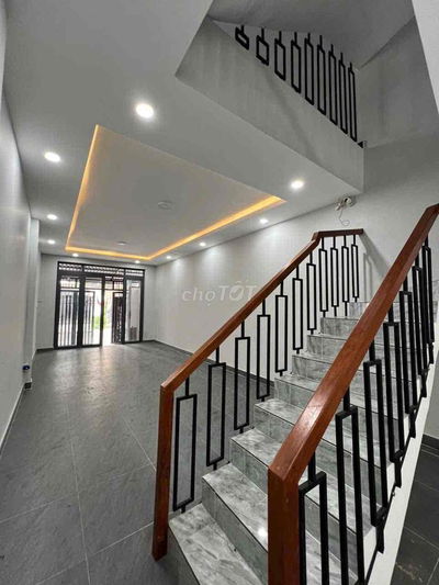 Cho thuê nhà MTNB khu Tên Lửa dt 4x20 xd 3,5 tấm . Giá 20tr