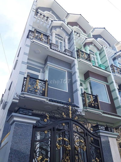 6 căn nhà phó 3.5 lầu ngay võ văn kiệt và an dương vương .SHR