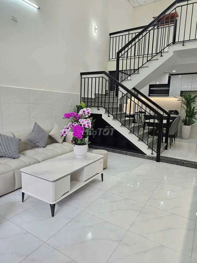 NHÀ ĐẸP NỞ HẬU tụ LỘC chữ L đến 9,9m, gần HÀ HUY TẬP: 4,2 x14m 3PN 3WC