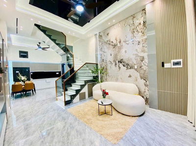 Bán Gấp Nhà Góc 2 Mặt hẻm Nguyễn Trãi, P.2 (DT: 4,6x10m) - 4 tầng