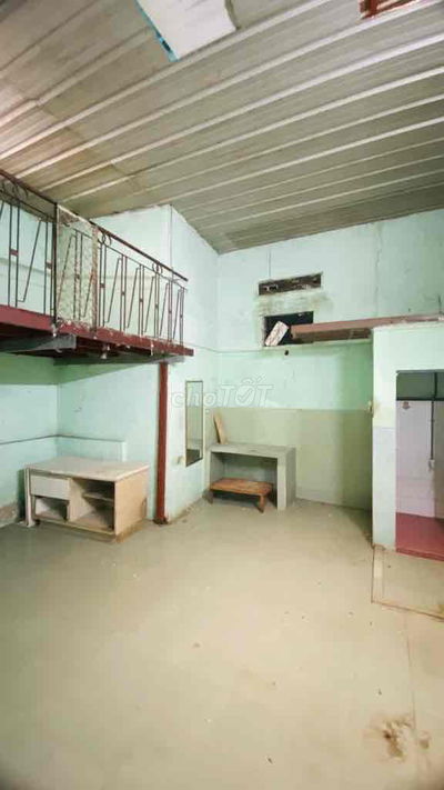 KHÔNG LỘ GIỚI - KHÔNG QUY HOẠCH - GIÁ RẺ HƠN THỊ TRƯỜNG - NHÀ NÁT TIỆN