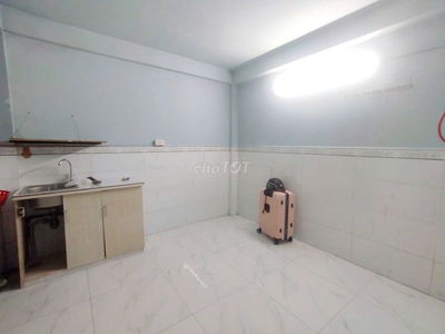 Phòng Trống và FULL NT - 30m đến IUH cs 3