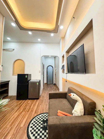 CHO THUÊ CHUNG CƯ MINI / 2 PHÒNG NGỦ - SIÊU MỚI TOÀ NHÀ MẶT TIỀN