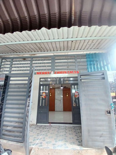 Bán nhà DT lớn : 5m X 15m lầu suốt 2pn đường 4m bê tông