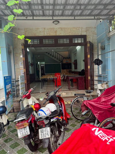 Cho thuê nhà 2 tầng gần trường THPT Đào Sơn Tây 100m2