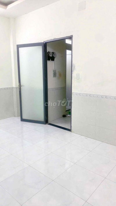 NHÀ NGUYÊN CĂN TÂN BÌNH 5 PHÒNG - HẺM XE TẢI