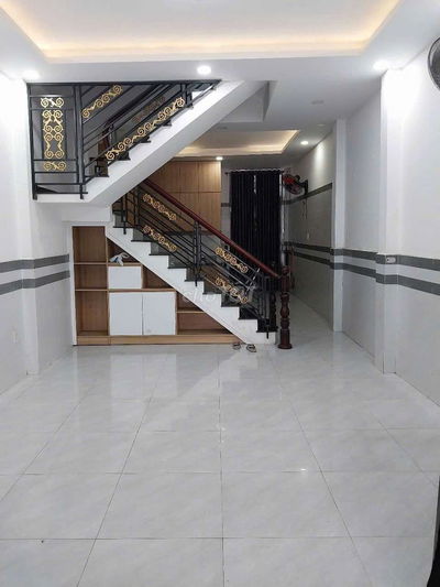 Nhà 2mt trước sau hẻm 6m thông 4x14m 2lầu 4pn 3wc. Pham van Chieu gv