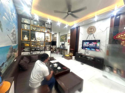 Gần ô tô phố Minh Khai, ngõ rộng 3m, 1 nhà ra phố, lô góc, 42m