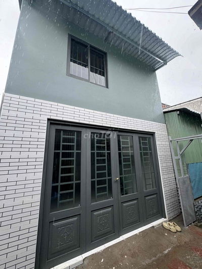 Nhà cho thuê nguyên căn 2 phòng ngủ 1 WC,bếp và phòng khách