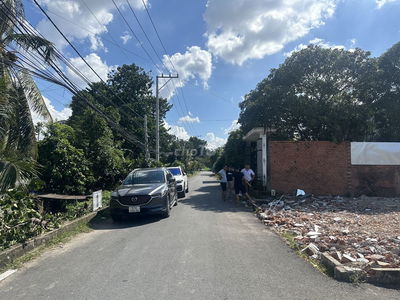 Cần bán lô đất 56m2 (5 x 12m), dân cư đông, đường nhựa