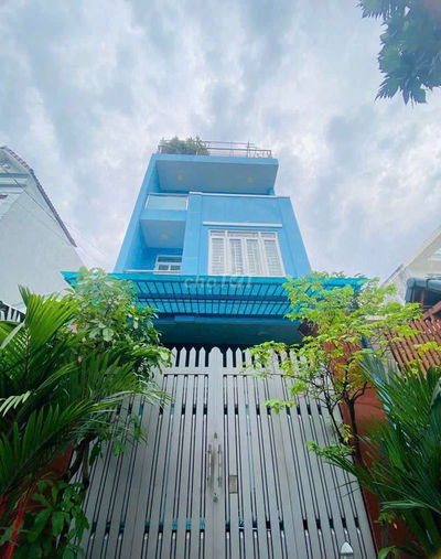 Nhà Mặt tiền 5x20m Thới an 19A đúc 3 lầu đường 10m thông