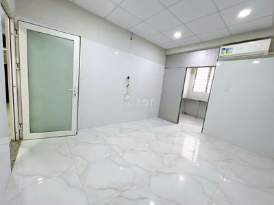 PHÒNG TRỌ MỚI, NGAY ĐẠI HỌC SPKT, NGÂN HÀNG, NGÃ TƯ THỦ ĐỨC