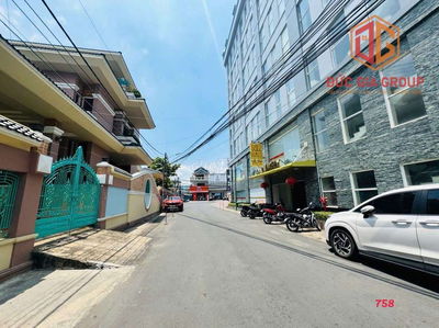 Bán nhà 1T1L đường Phạm Văn Thuận vào 200m ,P.Tân Mai giá 11 tỷ