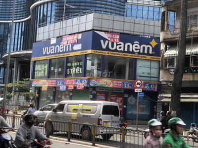 nhà 2 mặt tiền đường 3/2 , chính chủ cho thuê