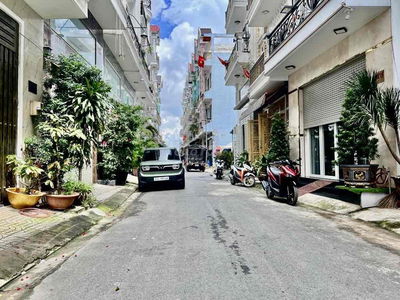 GẦN NGAY UNBD QUẬN TÂN PHÚ Ô TÔ ĐỖ CỬA DT 50M2 HƠN 5 TỶ
