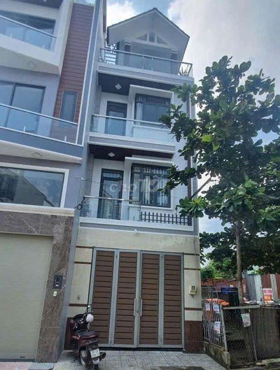 Bán nhà 3 Tâng Đường Làng Tăng Phú , Quận 9