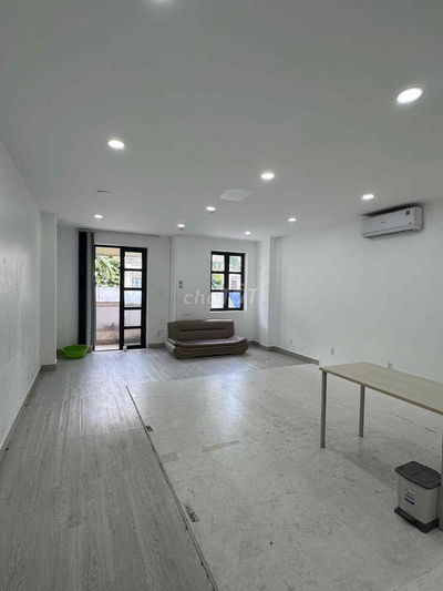 cho thuê văn phòng nguyên sàn 100m2 giá 10triệu cityland