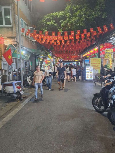 MẶT PHỐ HÀNG GIẤY – PHỐ CỔ HOÀN KIẾM – TẦM TIỀN *** 20 TỶ