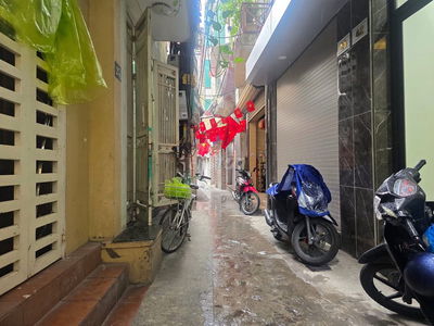 Đống đa LÁNG HẠ 6T THANG MÁY 33m x6t 8.3tỷ, ngõ thông 3gác 30m ngõ oto