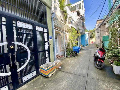 Giảm Thêm 200tr, Ngay Âu Cơ Sát Bàu Cát, 3 Tầng 3PN, 4 x 11m nhỉnh 6T