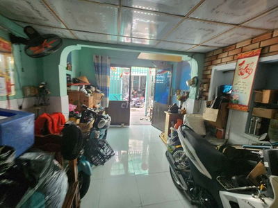 BÁN NHÀ HUỲNH TẤN PHÁT KẾ BÊN PHÚ MỸ HƯNG,dt:130m giá 5,9tỷ