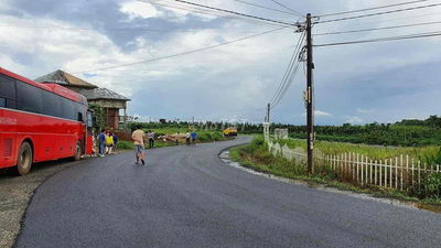 Cần bán lô đất mặt tiền đường nhựa phía sau khu Thác Damri