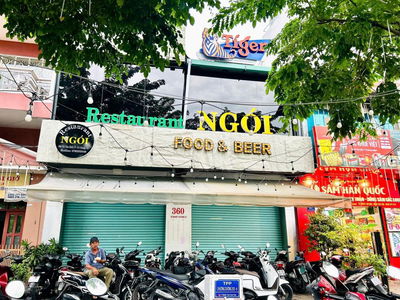 Gấp!!Chính chủ cho thuê Nhà Mặt Tiền Đường Võ Văn Kiệt Cô Giang Quận 1