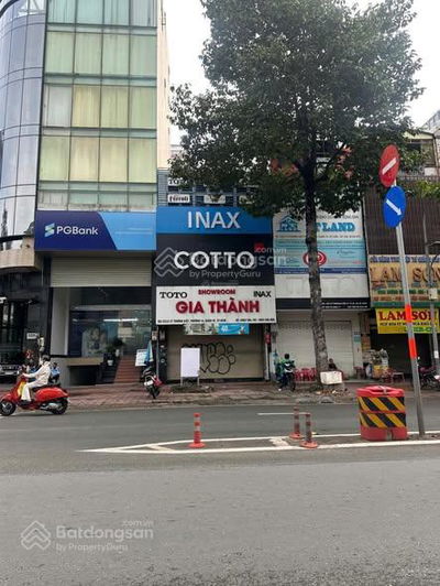 Bán gấp nhà MP Lý Thường Kiệt, TP. HCM, ô tô, KD, DT: 23m x MT 6.2m, giá 52 tỷ. LH: 0903 531 ***