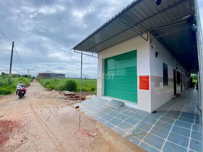 Chủ gửi bán đất xây dãy trọ cho thuê 8tr/ tháng cách KCN An Bình 2,5km
