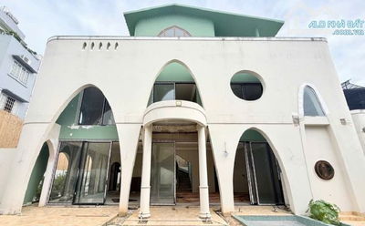 Biệt thự hồ bơi + sân vườn, Đặng Văn Bi, 515m2, 15x35m, Giảm còn 33 Tỷ (Thương lượng)