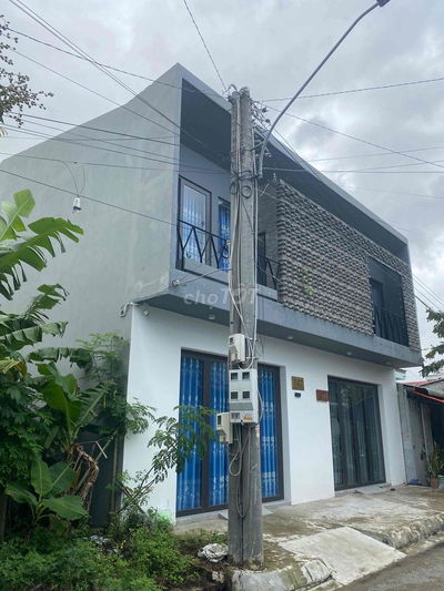 chính chủ cần bán nền thổ cư xây dựng ngay,khu vực nhiều nhà lầu...