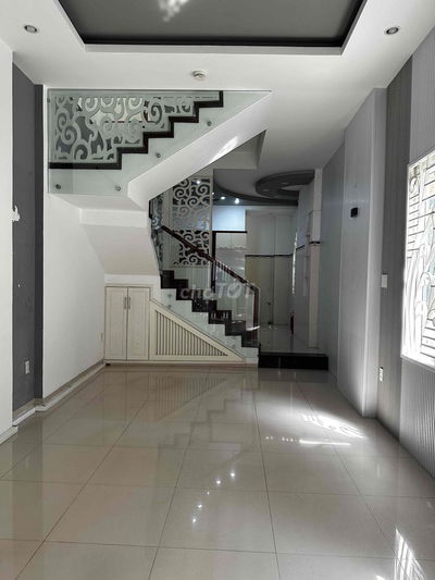 Nhà trung tâm Đà Nẵng, 92m2, 2 pn, thông  2 kiệt Lê Duẩn -NCT