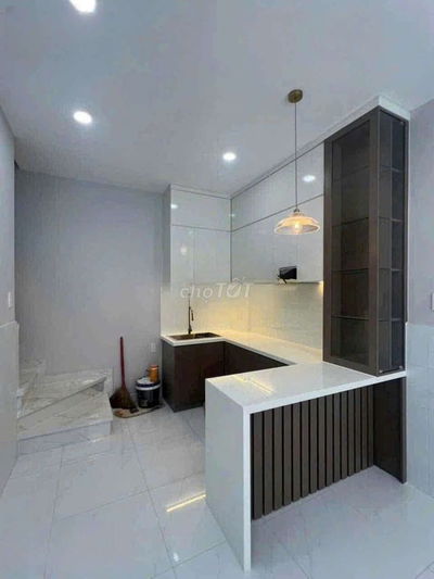 Cho thuê nhà ngõ hẻm xe hơi Huỳnh Tấn Phát