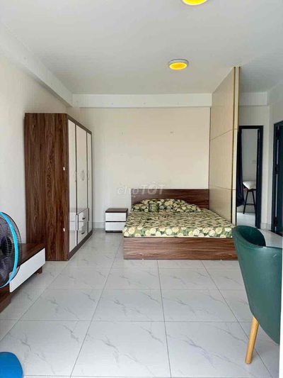 CHO THUÊ PHÒNG MẶT TIỀN TRƯƠNG VĂN BANG 1PN 1WC BẾP RIÊNG GIÁ 10TR