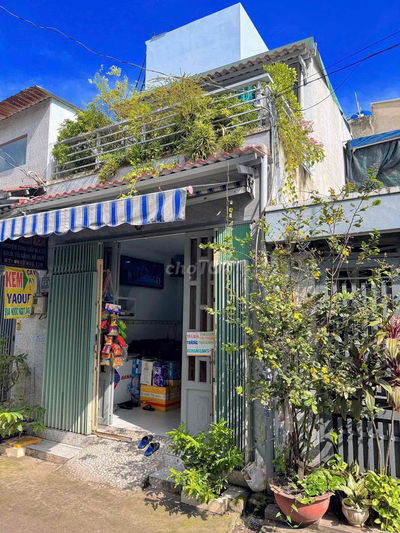 cần bán nhà 4 x 12 - 1 Lầu 3PN - Quận Bình Tân