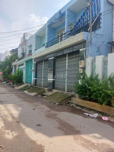 Chính chủ chua qua lái: 7,2tỉ
+ Dang cho thue 14tri+ 8x12m