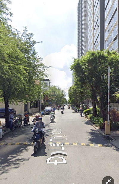 Nhà mặt tiền cần bán gấp