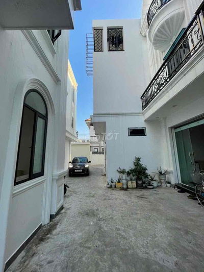 Nhà biệt thự 3 tầng 50m2 đất Đường Máng Nước, Vân Tra 3 tỷ