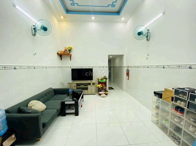 NHÀ THẠNH LỘC 51, DT 4 X 13 3PN 2WC