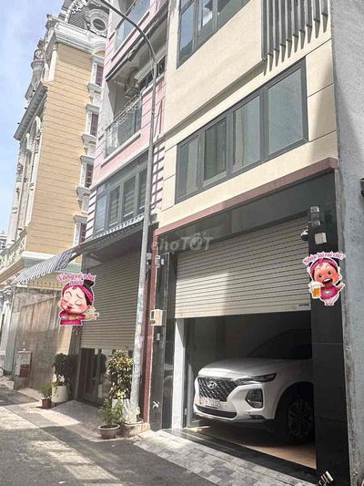 Khu Phân Lô, 2 Ô tô Ngủ Trong Nhà - Lạc Long Quân, ngay Ngã tư Bảy Hiề