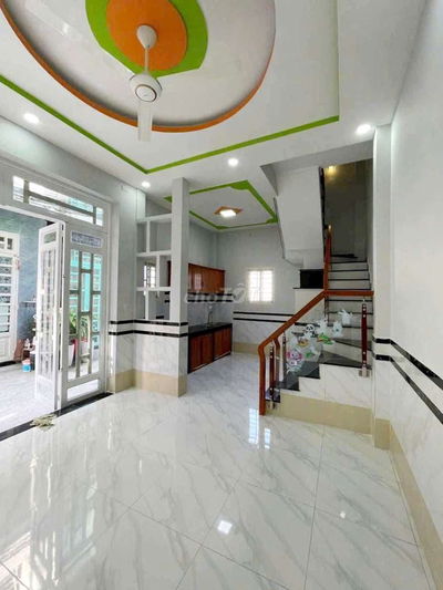 Cần bán nhà 4 x 8 1T 1L 2PN 2WC sát cầu vượt Tân Thới Hiệp