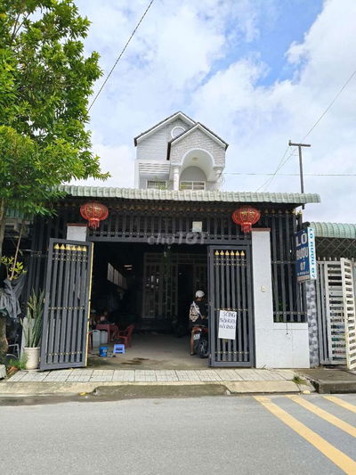 Mặt tiền Tân Phước Khánh 07, DT 300m2, văn phòng, mua bán