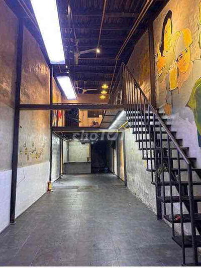 cho thuê nhà mặt tiền 3,5m x 20m ngay ngã 4 dễ kinh doanh giá 13tr/th