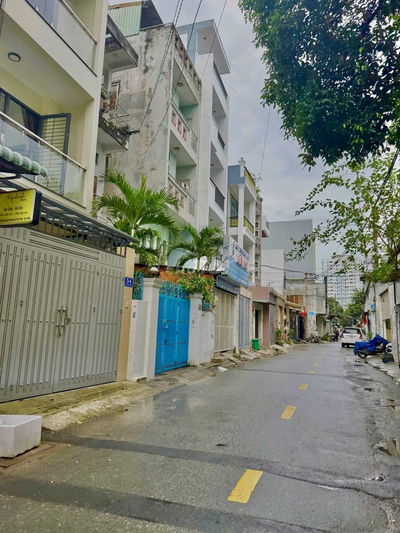 Chính chủ cần bán Mặt tiền kinh doanh 100tr/m . 120m 7pn tiện làm CHDV