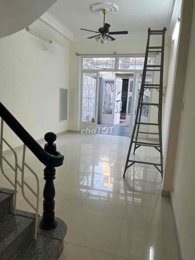 Chính Chủ - MTKD Nguyễn Hữu Tiến - DT 4x17m 1 trệt 1 lầu 4pn 4wc