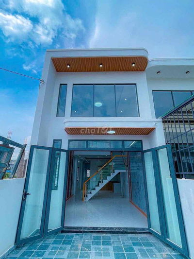 Em bán phá giá thị trường căn nhà em đang ở, 5x20 có sổ sẵn có thổ cư